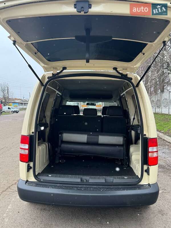 Мінівен Volkswagen Caddy 2013 в Солоному