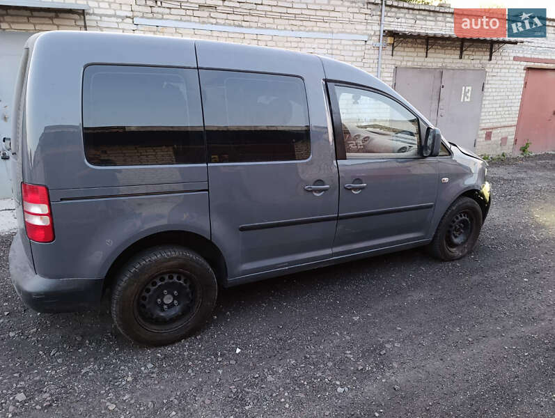 Мінівен Volkswagen Caddy 2013 в Львові