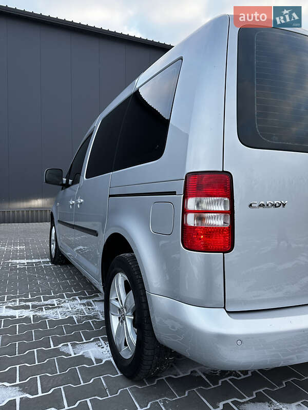 Мінівен Volkswagen Caddy 2015 в Кропивницькому