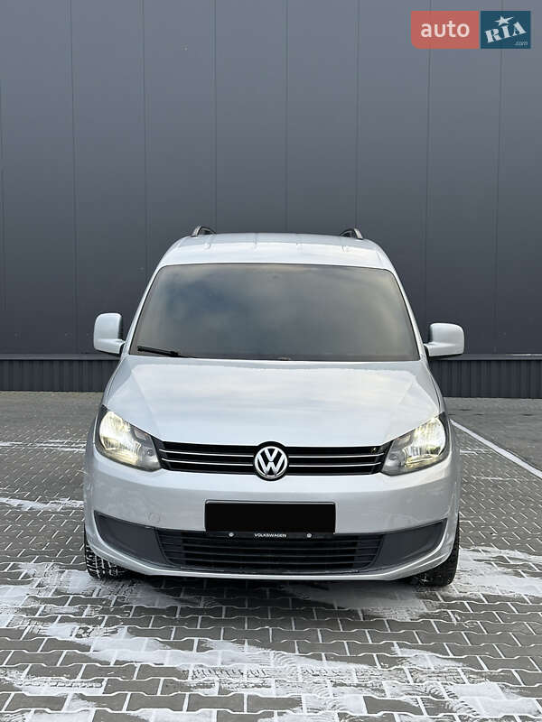 Мінівен Volkswagen Caddy 2015 в Кропивницькому