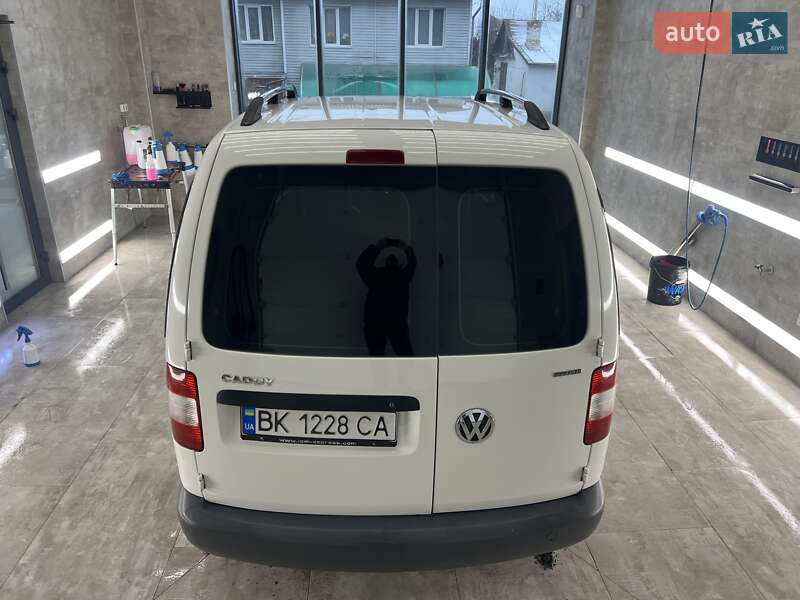 Мінівен Volkswagen Caddy 2008 в Рівному