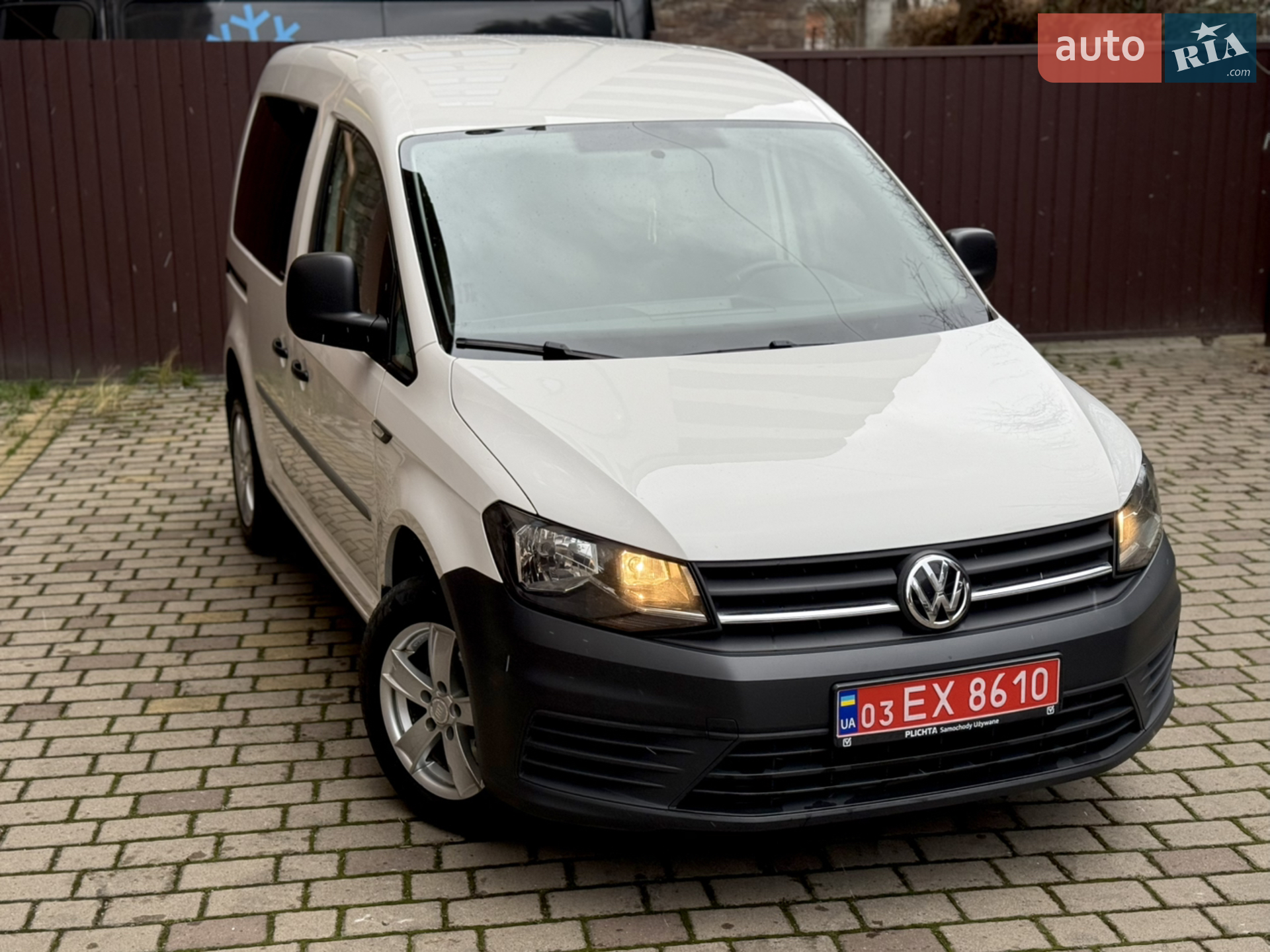 2017 Volkswagen Caddy - фото 1