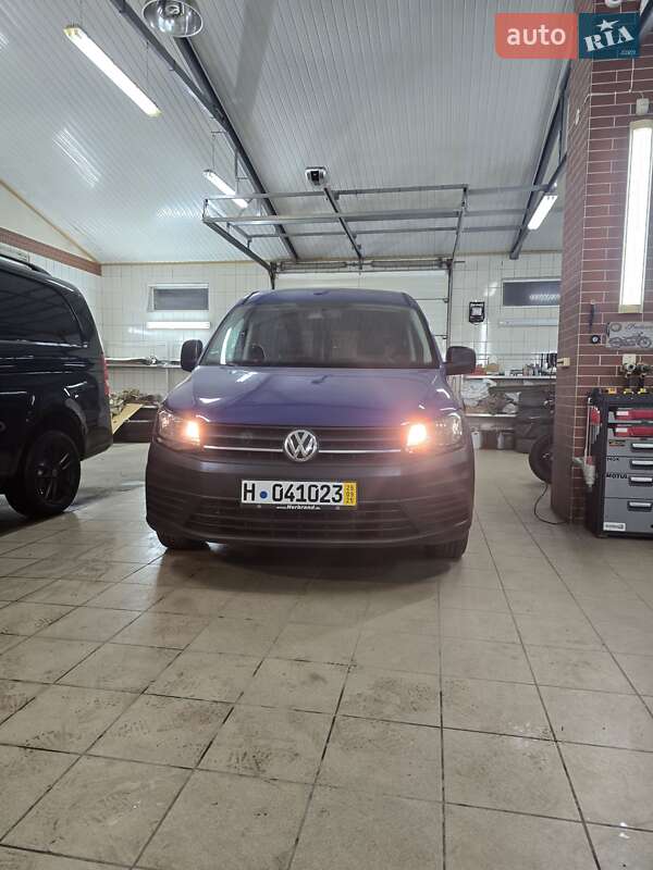 Вантажний фургон Volkswagen Caddy 2016 в Бердичеві фото 2 Вантажний фургон Volkswagen Caddy 2016 в Бердичеві