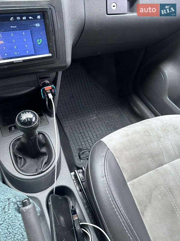 Мінівен Volkswagen Caddy 2011 в Богородчанах