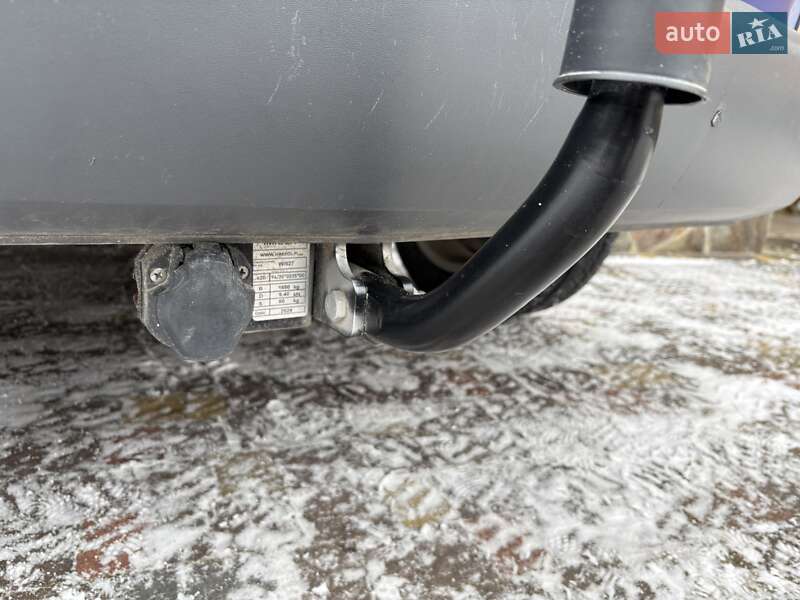 Минивэн Volkswagen Caddy 2006 в Судовой Вишне