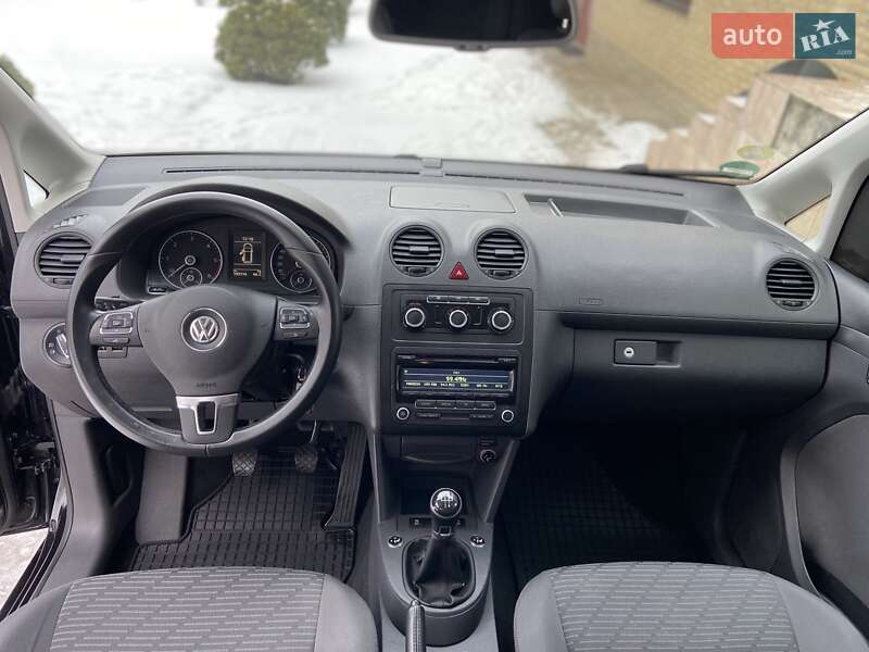 Мінівен Volkswagen Caddy 2014 в Києві