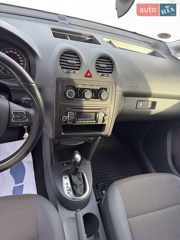 Минивэн Volkswagen Caddy 2012 в Бучаче