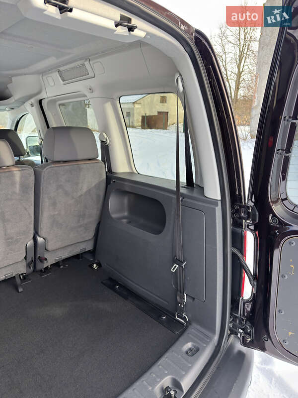 Минивэн Volkswagen Caddy 2012 в Бучаче