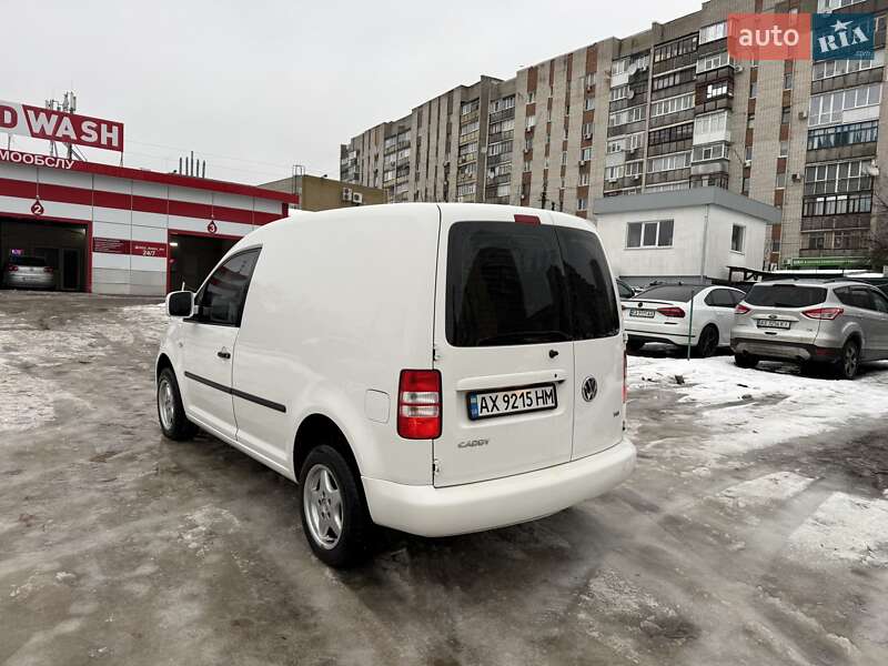 Вантажний фургон Volkswagen Caddy 2010 в Харкові