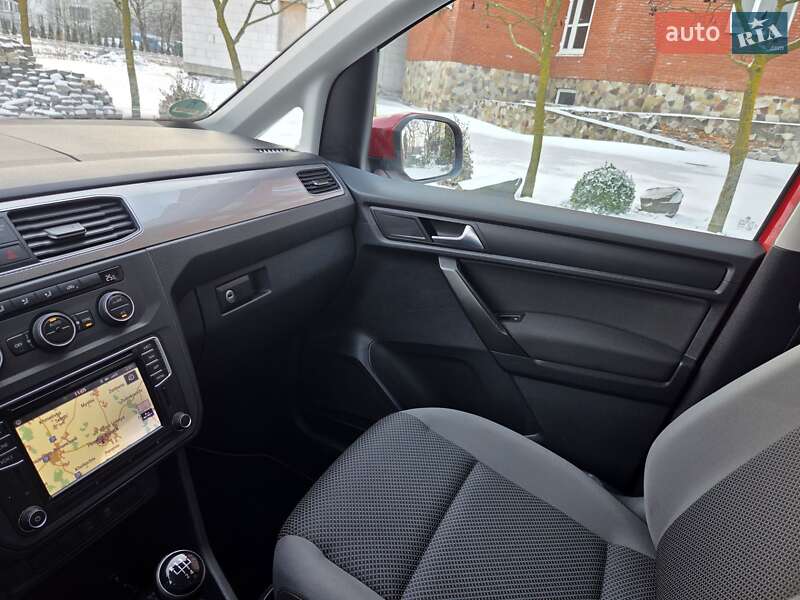 Минивэн Volkswagen Caddy 2019 в Нововолынске