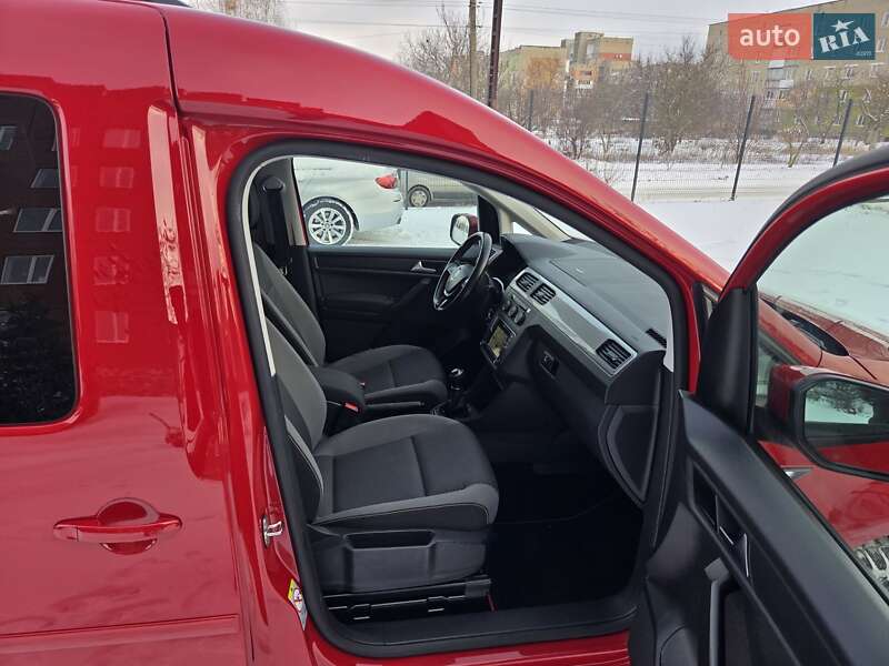 Минивэн Volkswagen Caddy 2019 в Нововолынске