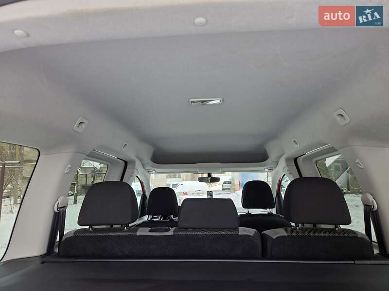 Минивэн Volkswagen Caddy 2019 в Нововолынске