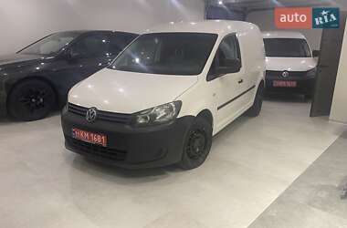 Вантажний фургон Volkswagen Caddy 2012 в Ірпені