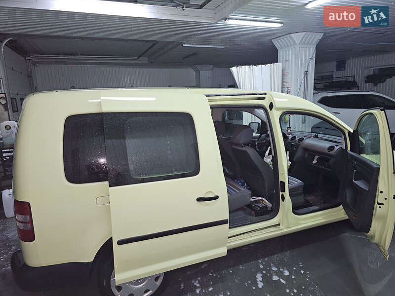 Мінівен Volkswagen Caddy 2013 в Черкасах фото 11 Мінівен Volkswagen Caddy 2013 в Черкасах