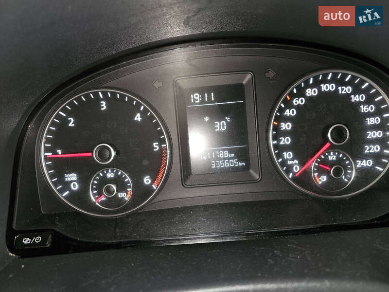 Мінівен Volkswagen Caddy 2013 в Черкасах фото 16 Мінівен Volkswagen Caddy 2013 в Черкасах