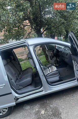 Минивэн Volkswagen Caddy 2007 в Черновцах