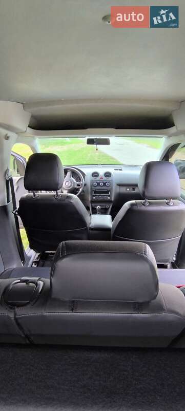 Минивэн Volkswagen Caddy 2013 в Лохвице
