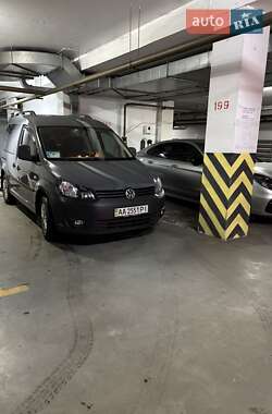 Минивэн Volkswagen Caddy 2013 в Киеве