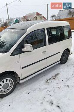 Минивэн Volkswagen Caddy 2005 в Вараше
