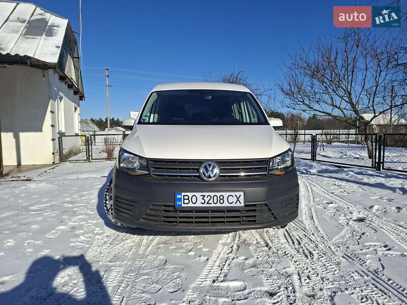 Минивэн Volkswagen Caddy 2015 в Луцке