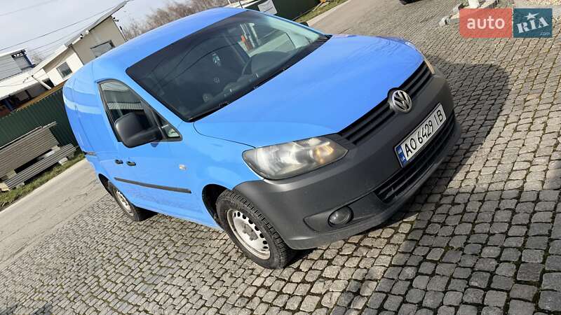 Volkswagen Caddy 2011