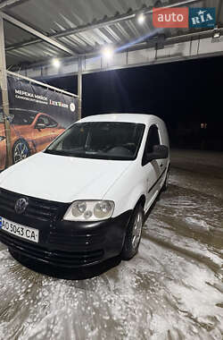 Грузовой фургон Volkswagen Caddy 2006 в Иршаве
