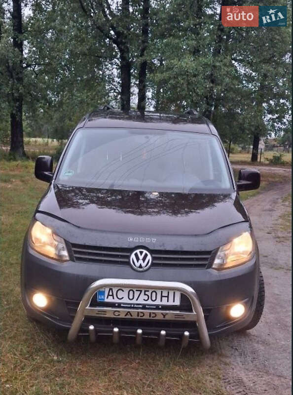 Volkswagen Caddy 2011