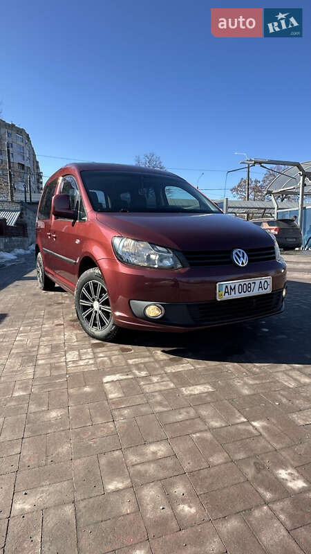 Volkswagen Caddy 2011