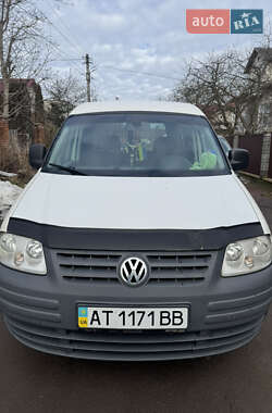 Грузовой фургон Volkswagen Caddy 2004 в Ивано-Франковске