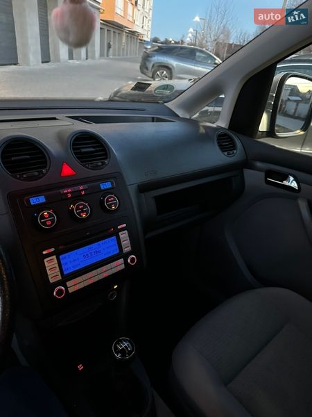 Минивэн Volkswagen Caddy 2008 в Виннице