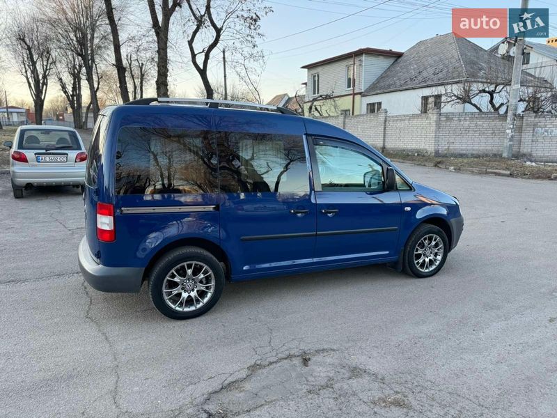 Минивэн Volkswagen Caddy 2010 в Днепре