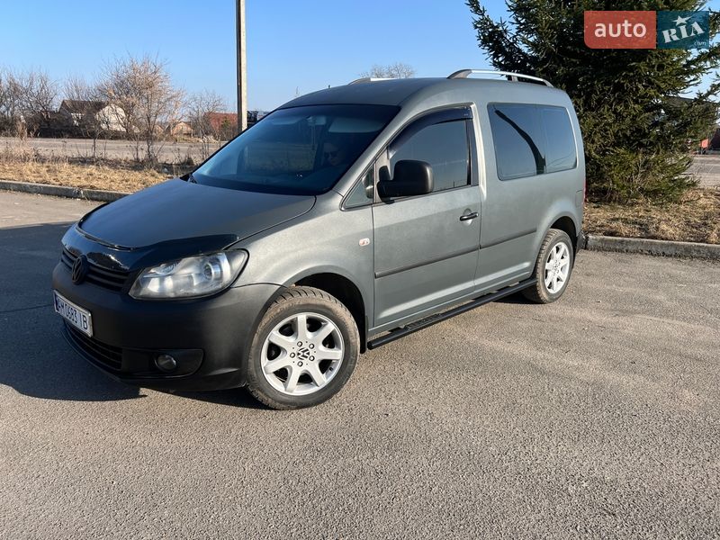 Минивэн Volkswagen Caddy 2011 в Бердичеве