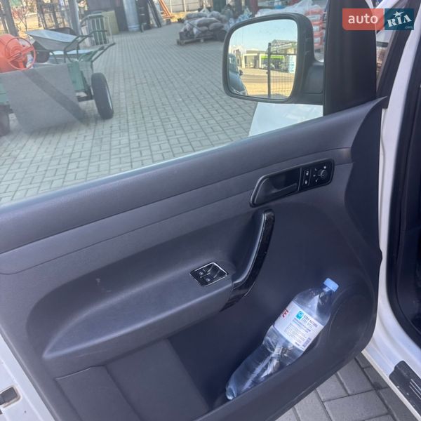 Минивэн Volkswagen Caddy 2014 в Тячеве