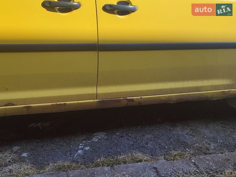 Минивэн Volkswagen Caddy 2006 в Кременчуге