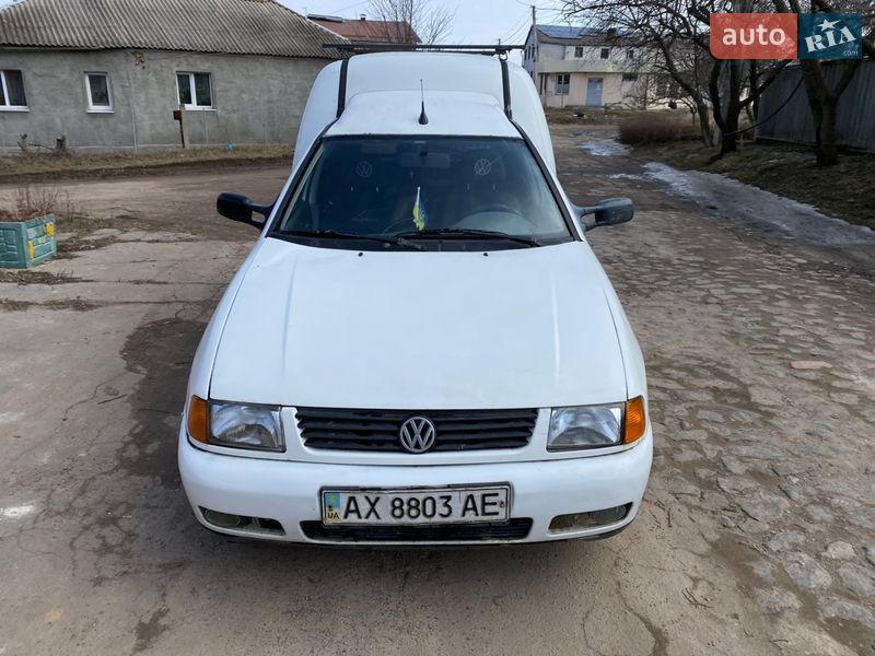 Грузовой фургон Volkswagen Caddy 1996 в Харькове