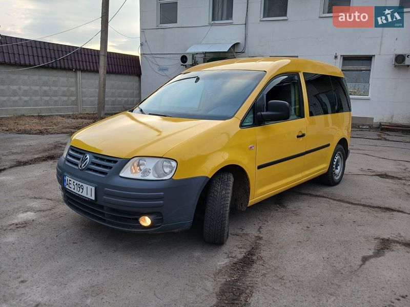 Минивэн Volkswagen Caddy 2007 в Гадяче