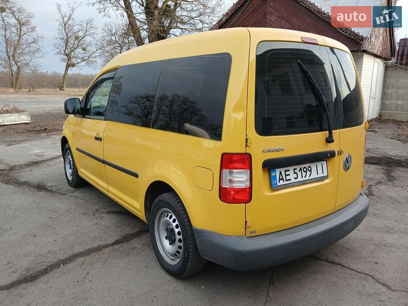 Минивэн Volkswagen Caddy 2007 в Гадяче