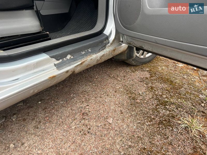 Минивэн Volkswagen Caddy 2006 в Житомире