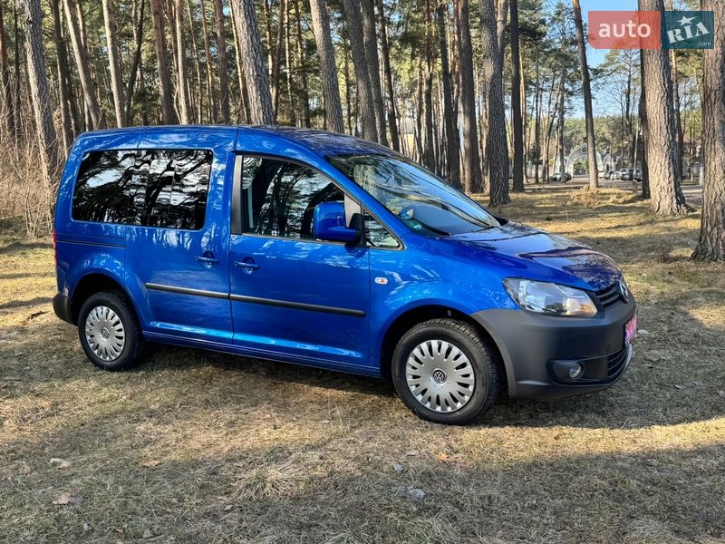 Volkswagen Caddy 2011