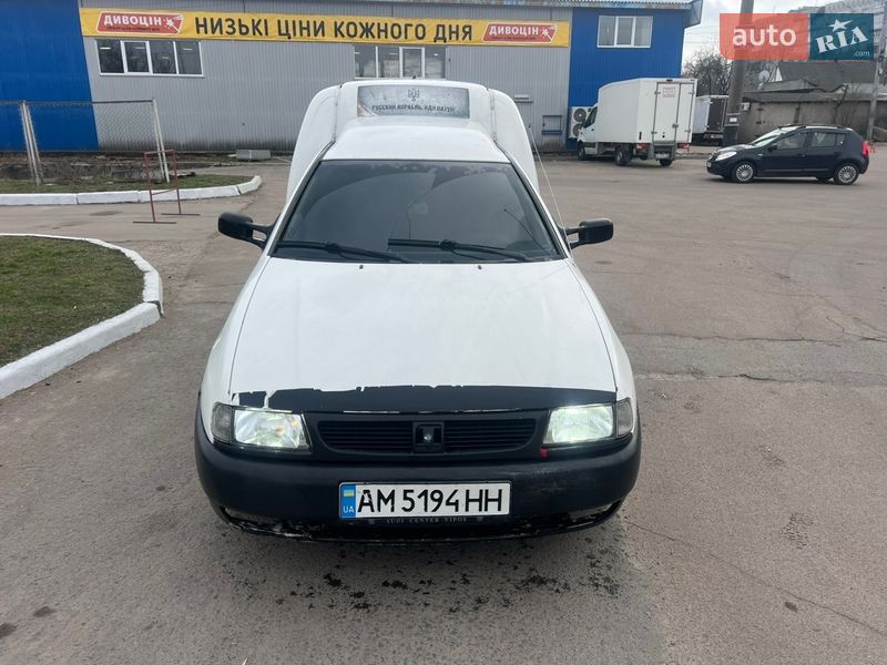 Минивэн Volkswagen Caddy 2003 в Житомире