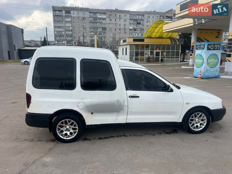 Минивэн Volkswagen Caddy 2003 в Житомире