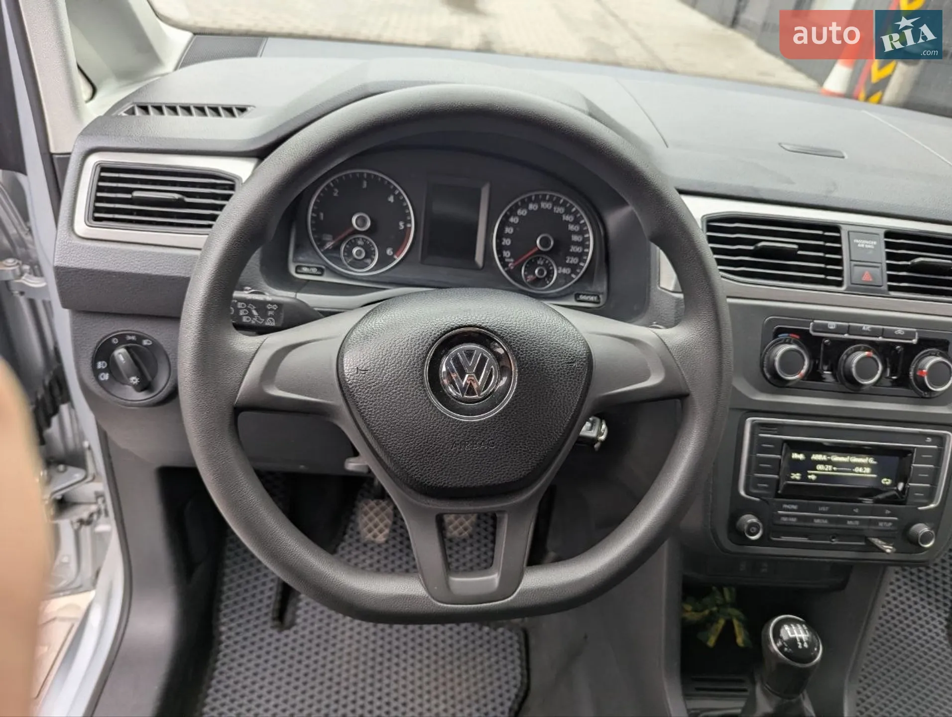 2018 Volkswagen Caddy - мініатюра 25