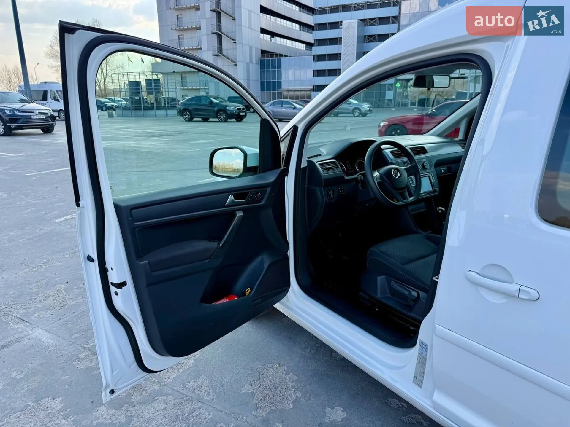 2018 Volkswagen Caddy - мініатюра 12