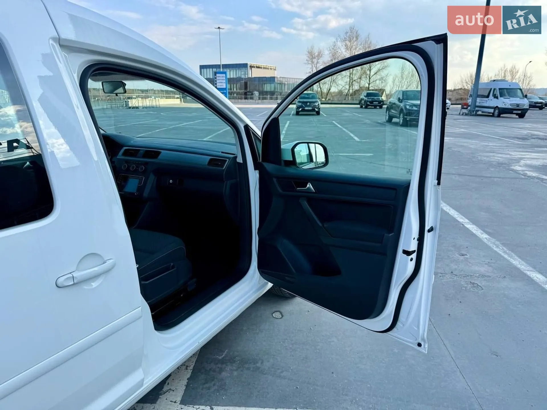 2018 Volkswagen Caddy - мініатюра 26