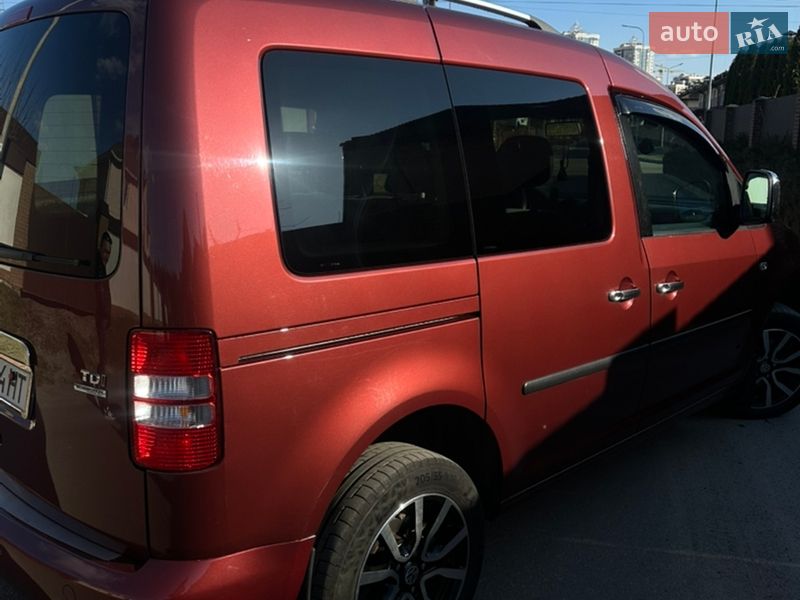 Минивэн Volkswagen Caddy 2013 в Броварах