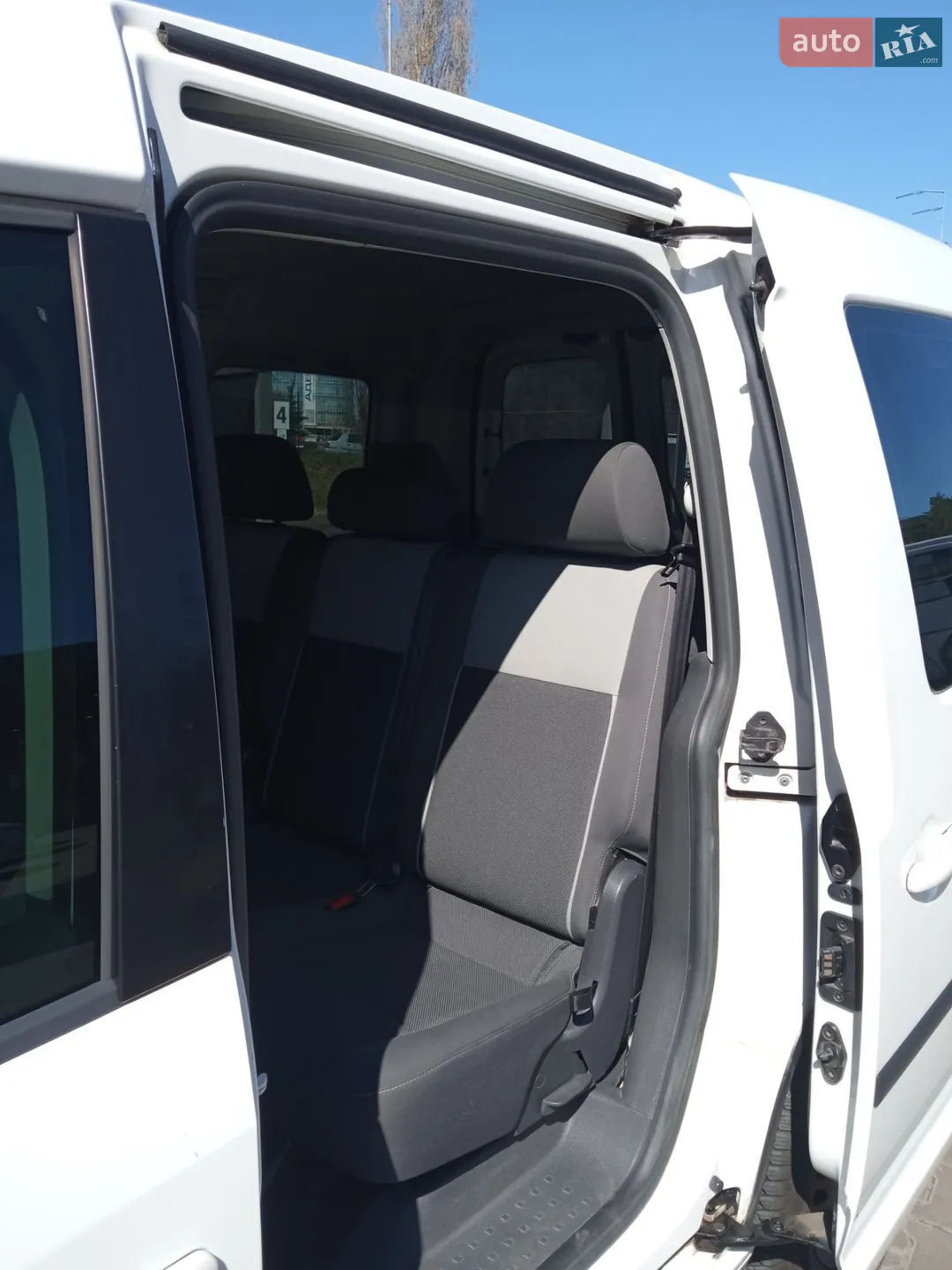 2010 Volkswagen Caddy - мініатюра 18