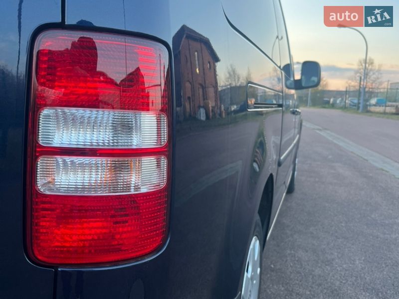 Минивэн Volkswagen Caddy 2011 в Лубнах