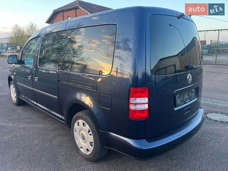 Минивэн Volkswagen Caddy 2011 в Лубнах