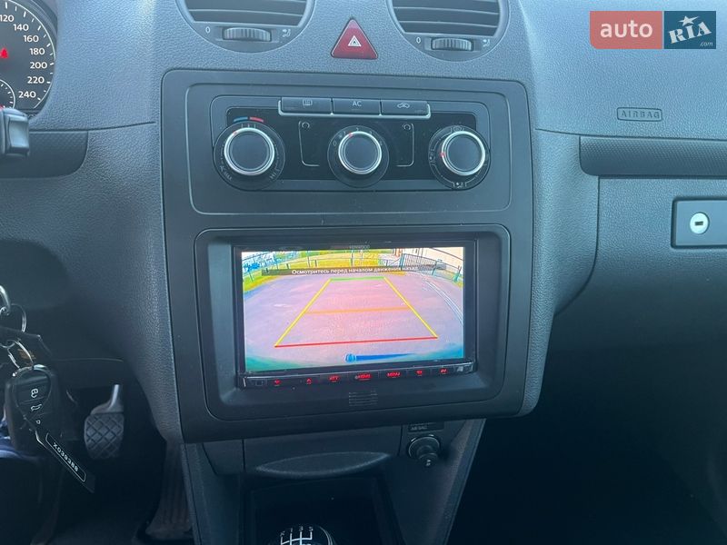 Минивэн Volkswagen Caddy 2011 в Лубнах