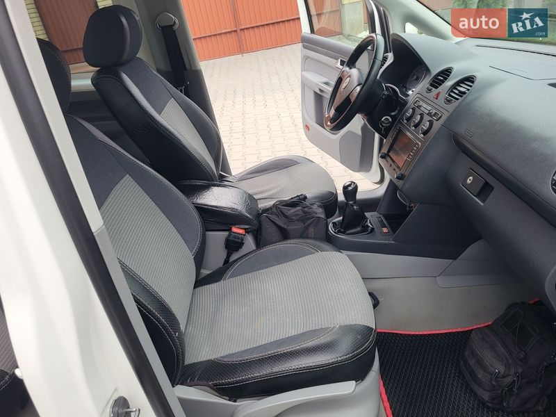 Минивэн Volkswagen Caddy 2006 в Хмельницком